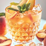 Mocktail Sparkling Peach Punch